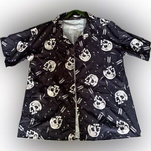 SKULL AND BONES BUTTON UP